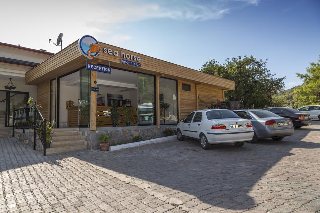 S3 Seahorse Club Отель