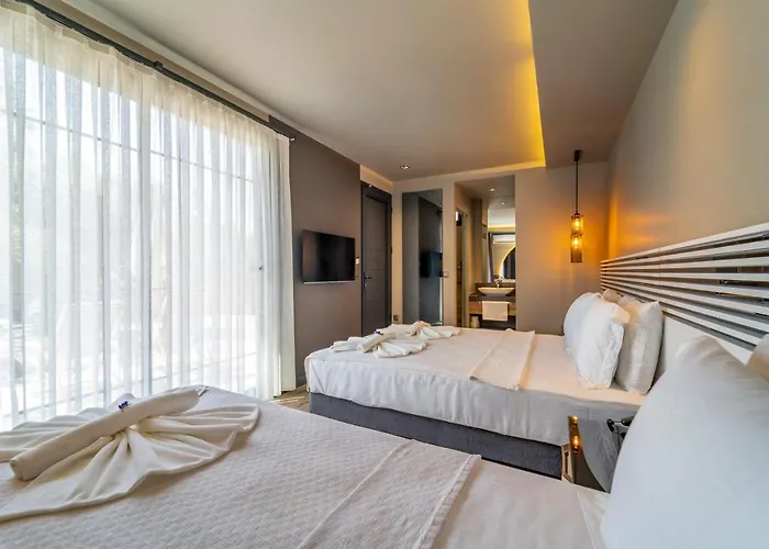 S3 Seahorse Beach Club